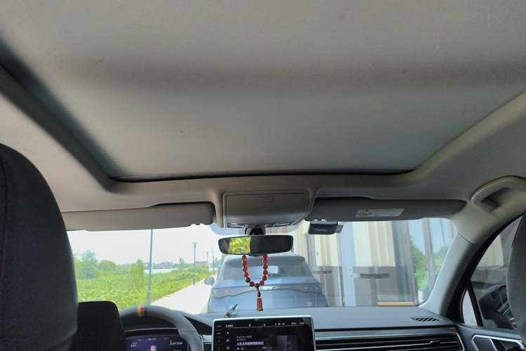 Used Volkswagen Tiguan X 2022 330TSI Two-Wheel-Drive Flagship Edition Headliner