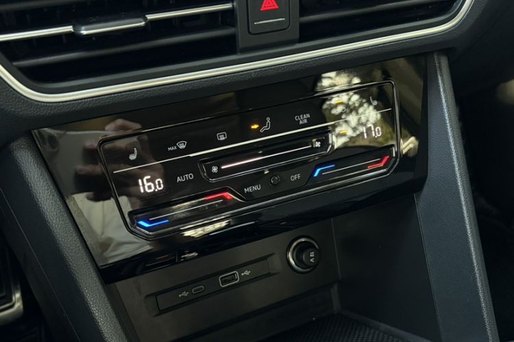 Used Volkswagen Tiguan X 2022 330TSI Two-Wheel-Drive Flagship Edition Interior 15