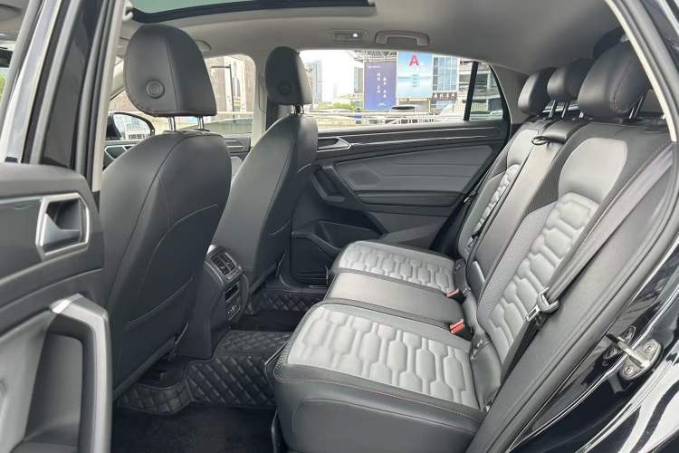 Used Volkswagen Tiguan X 2022 330TSI Two-Wheel-Drive Flagship Edition Interior 3
