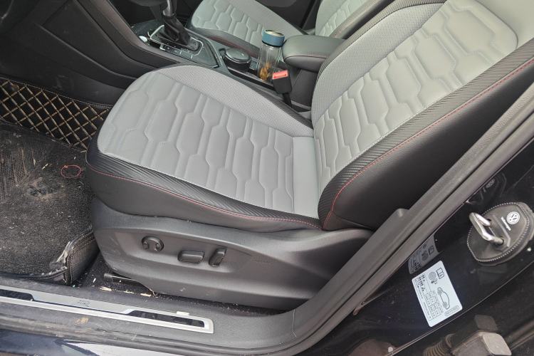 Used Volkswagen Tiguan X 2022 330TSI Two-Wheel Drive Enjoyment Version Left Front Seat