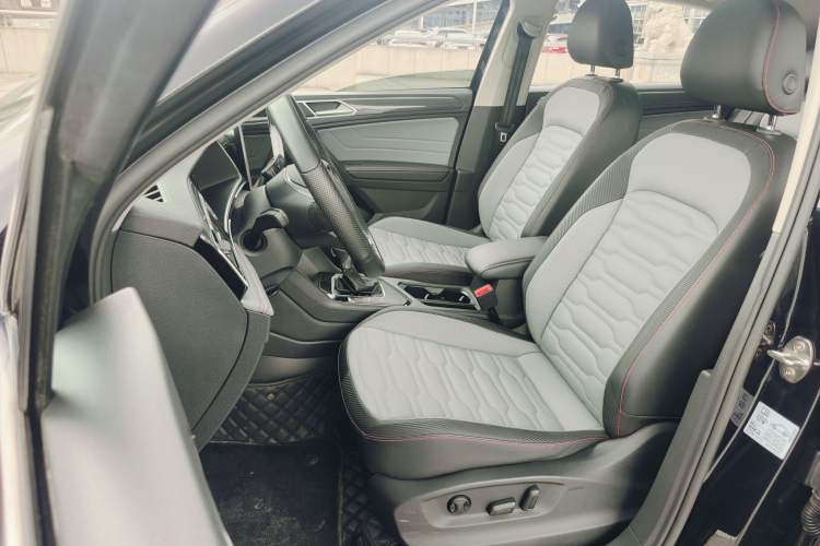 Used Volkswagen Tiguan X 2022 330TSI Two-Wheel-Drive Flagship Edition Left Front Seat
