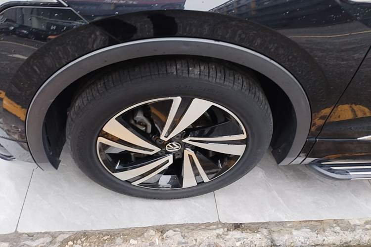 Used Volkswagen Tiguan X 2022 330TSI Two-Wheel-Drive Flagship Edition Left Front Wheel Hub