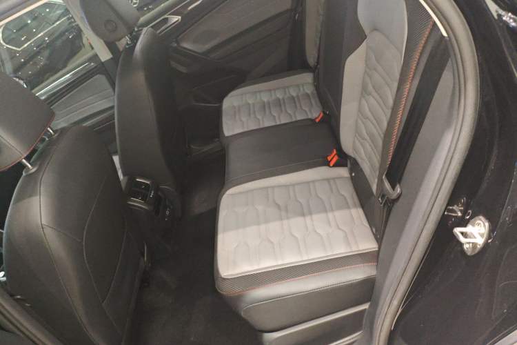 Used Volkswagen Tiguan X 2022 330TSI Two-Wheel Drive Enjoyment Version Left Rear Seat