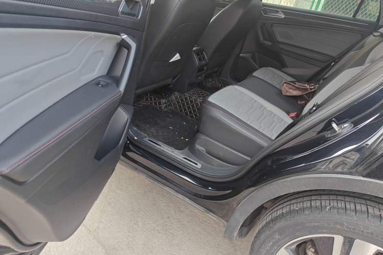 Used Volkswagen Tiguan X 2022 330TSI Two-Wheel Drive Enjoyment Version Left Rear Seat