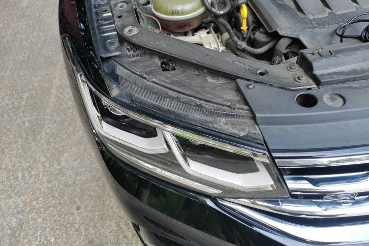 Used Volkswagen Tiguan X 2022 330TSI Two-Wheel-Drive Prestige Flagship Edition Right Front Headlight