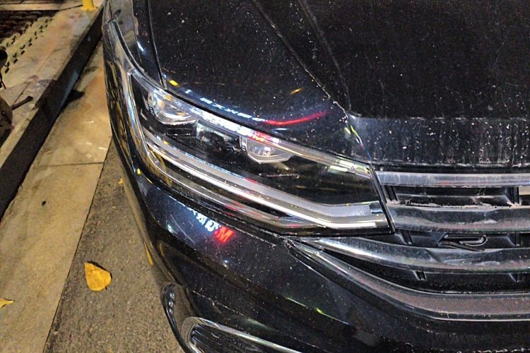 Used Volkswagen Tiguan X 2022 330TSI Two-Wheel-Drive Flagship Edition Right Front Headlight