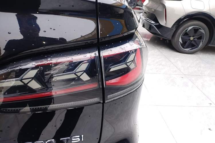 Used Volkswagen Tiguan X 2022 330TSI Two-Wheel-Drive Flagship Edition Right Rear Taillight