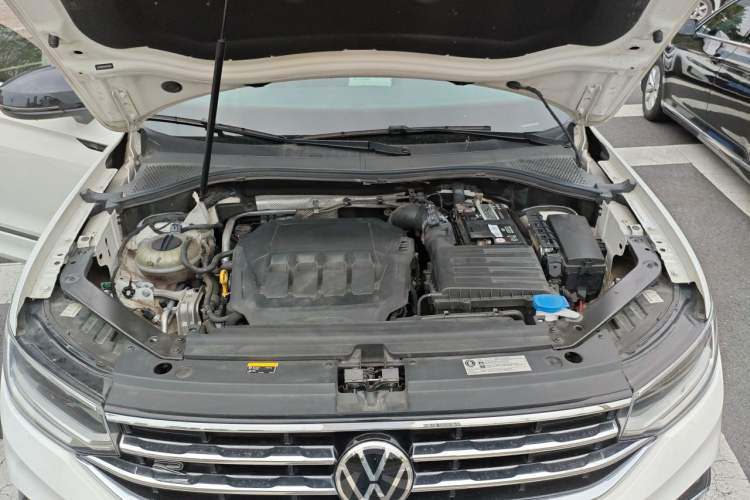 Used Volkswagen Tiguan X 2022 330TSI Two-Wheel-Drive Flagship Edition Engine Bay