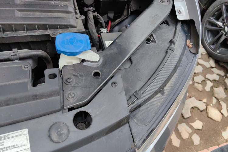 Used Volkswagen Tiguan X 2022 330TSI Two-Wheel-Drive Prestige Flagship Edition Engine Bay Left
