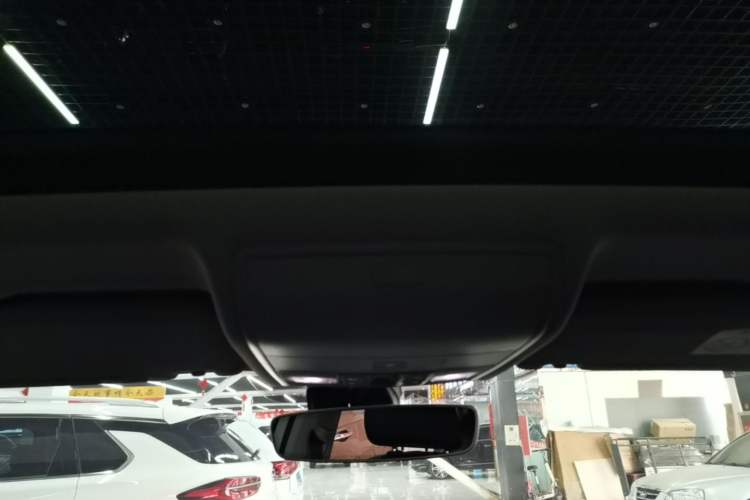 Used Volkswagen Tiguan X 2022 330TSI Two-Wheel-Drive Flagship Edition Headliner