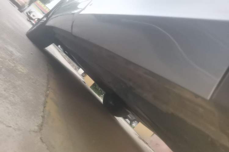 Used Volkswagen Tiguan X 2022 330TSI Two-Wheel Drive Enjoyment Version Left Side Sill