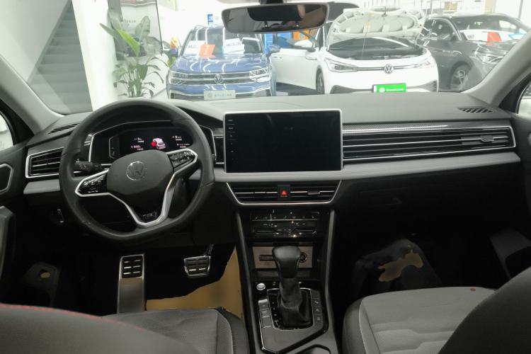 Used Volkswagen Tiguan X 2022 330TSI Two-Wheel-Drive Flagship Edition Center Console