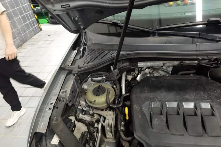 Used Volkswagen Tiguan X 2022 330TSI Two-Wheel Drive Enjoyment Version Engine Bay Right