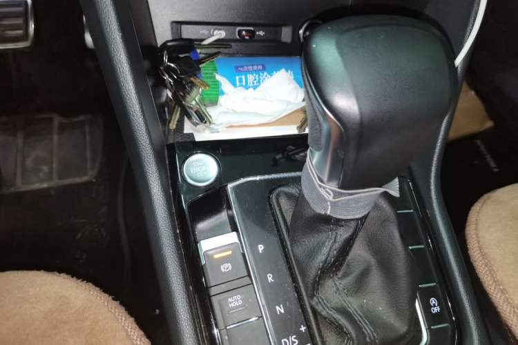Used Volkswagen Tiguan X 2022 330TSI Two-Wheel Drive Enjoyment Version Gear Lever