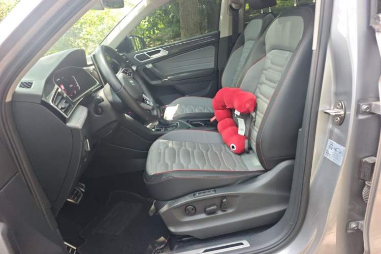 Used Volkswagen Tiguan X 2022 330TSI Two-Wheel-Drive Prestige Flagship Edition Left Front Seat