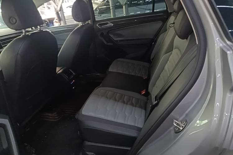 Used Volkswagen Tiguan X 2022 330TSI Two-Wheel Drive Enjoyment Version Left Rear Seat