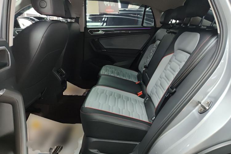 Used Volkswagen Tiguan X 2022 330TSI Two-Wheel-Drive Prestige Flagship Edition Left Rear Seat