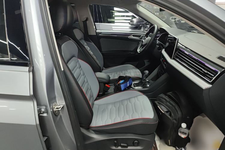 Used Volkswagen Tiguan X 2022 330TSI Two-Wheel-Drive Prestige Flagship Edition Right Front Seat
