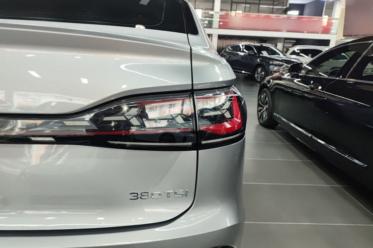 Used Volkswagen Tiguan X 2022 330TSI Two-Wheel-Drive Prestige Flagship Edition Right Rear Taillight