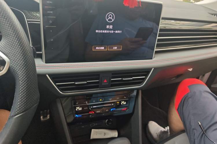 Used Volkswagen Tiguan X 2022 330TSI Two-Wheel-Drive Flagship Edition Audio And AC Panel