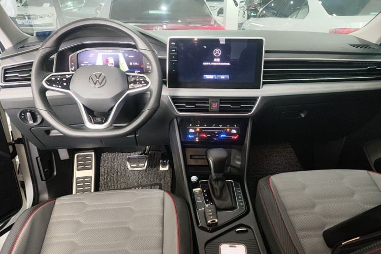 Used Volkswagen Tiguan X 2022 330TSI Two-Wheel-Drive Prestige Flagship Edition Center Console