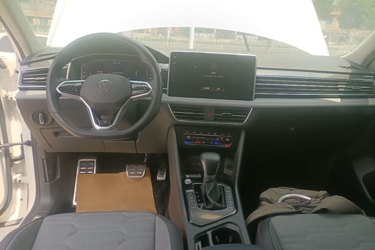 Used Volkswagen Tiguan X 2022 330TSI Two-Wheel-Drive Flagship Edition Center Console