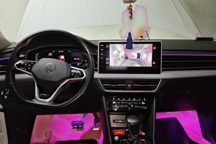 Used Volkswagen Tiguan X 2022 330TSI Two-Wheel-Drive Prestige Flagship Edition Center Console