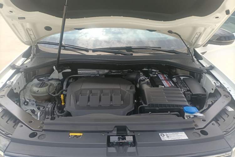 Used Volkswagen Tiguan X 2022 330TSI Two-Wheel-Drive Flagship Edition Engine Bay