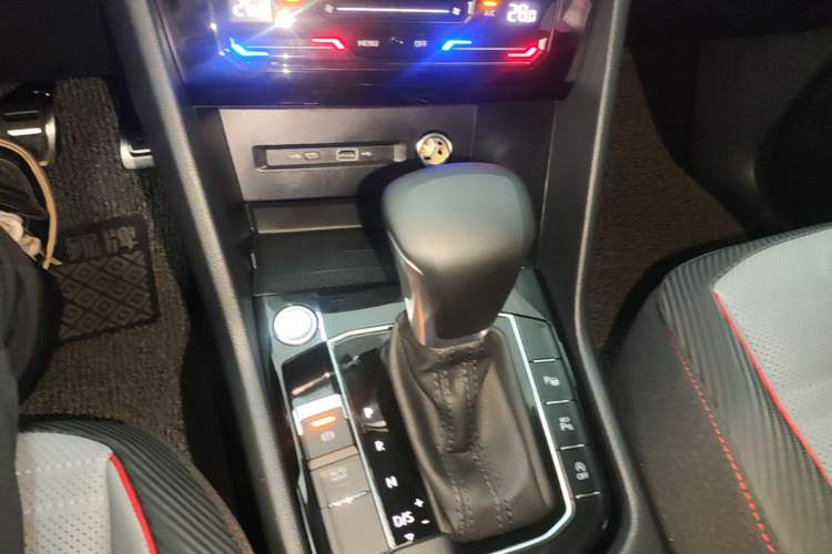 Used Volkswagen Tiguan X 2022 330TSI Two-Wheel-Drive Prestige Flagship Edition Gear Lever