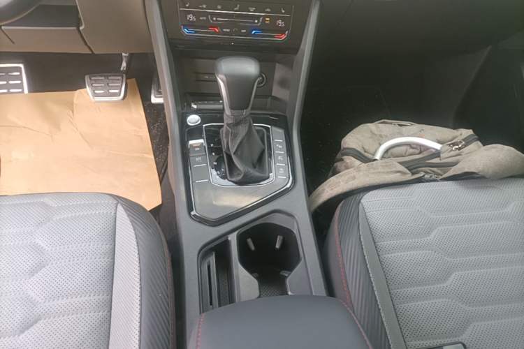 Used Volkswagen Tiguan X 2022 330TSI Two-Wheel-Drive Flagship Edition Gear Lever