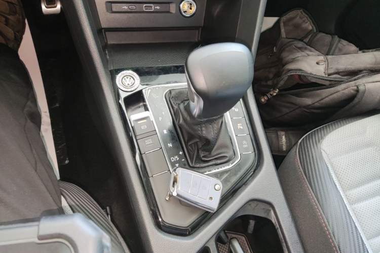 Used Volkswagen Tiguan X 2022 330TSI Two-Wheel-Drive Flagship Edition Gear Lever