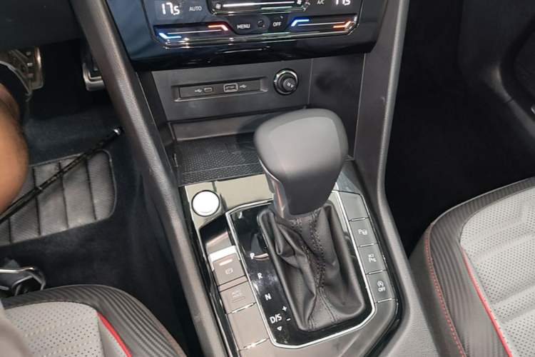 Used Volkswagen Tiguan X 2022 330TSI Two-Wheel-Drive Prestige Flagship Edition Gear Lever
