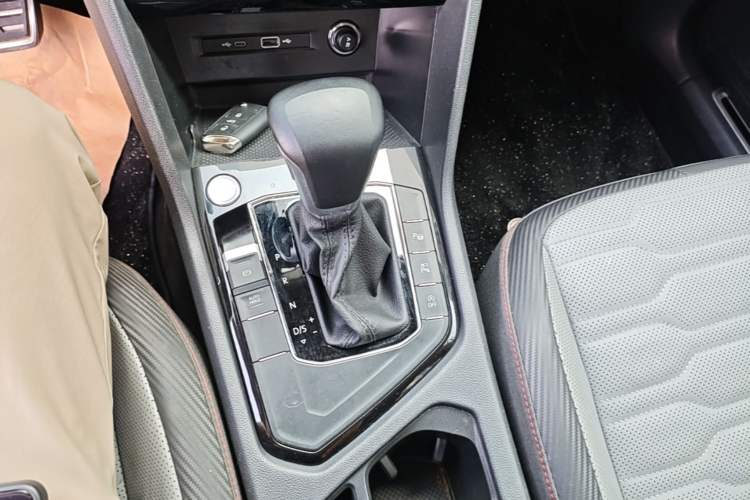 Used Volkswagen Tiguan X 2022 330TSI Two-Wheel-Drive Flagship Edition Gear Lever