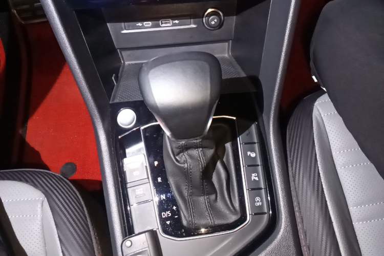 Used Volkswagen Tiguan X 2022 330TSI Two-Wheel-Drive Flagship Edition Gear Lever