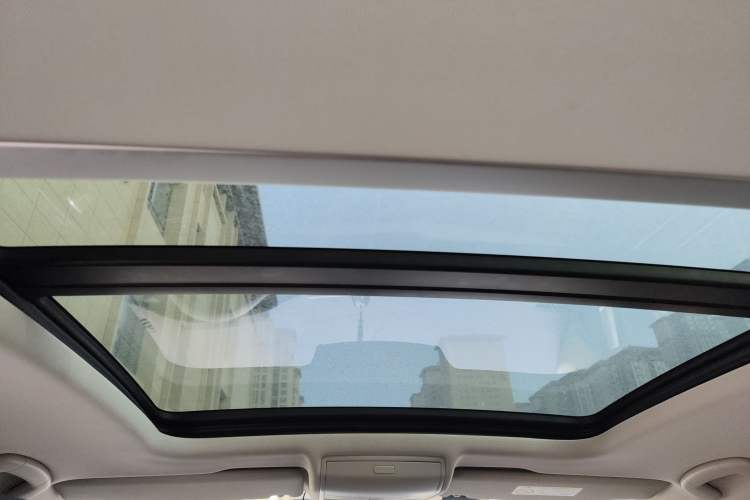 Used Volkswagen Tiguan X 2022 330TSI Two-Wheel-Drive Prestige Flagship Edition Headliner