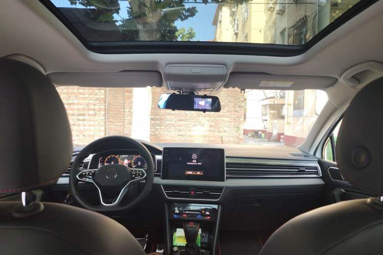 Used Volkswagen Tiguan X 2022 330TSI Two-Wheel-Drive Flagship Edition Headliner