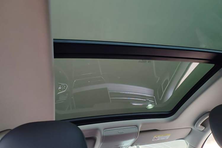 Used Volkswagen Tiguan X 2022 330TSI Two-Wheel-Drive Flagship Edition Headliner