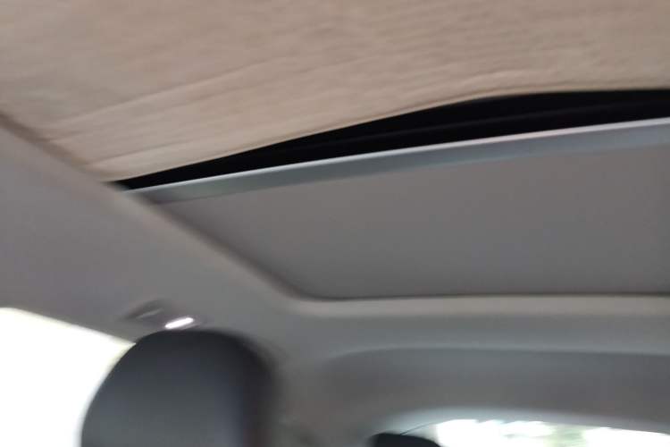 Used Volkswagen Tiguan X 2022 330TSI Two-Wheel-Drive Flagship Edition Headliner