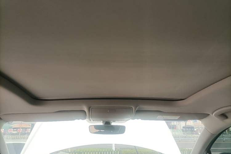 Used Volkswagen Tiguan X 2022 330TSI Two-Wheel-Drive Flagship Edition Headliner