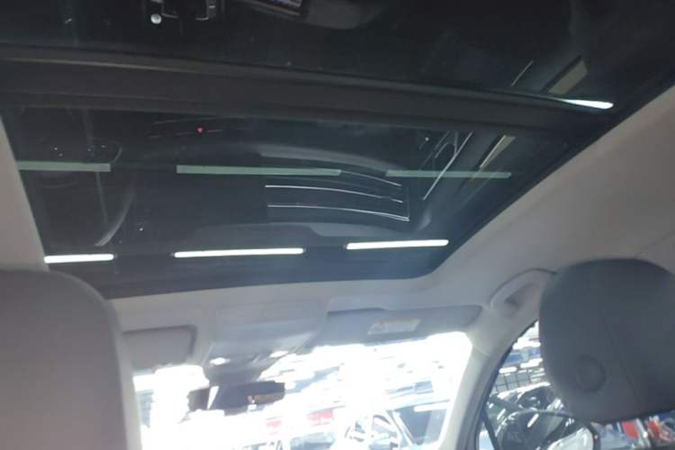 Used Volkswagen Tiguan X 2022 330TSI Two-Wheel-Drive Flagship Edition Headliner