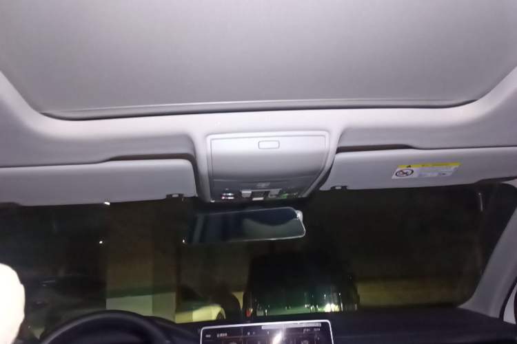 Used Volkswagen Tiguan X 2022 330TSI Two-Wheel-Drive Flagship Edition Headliner