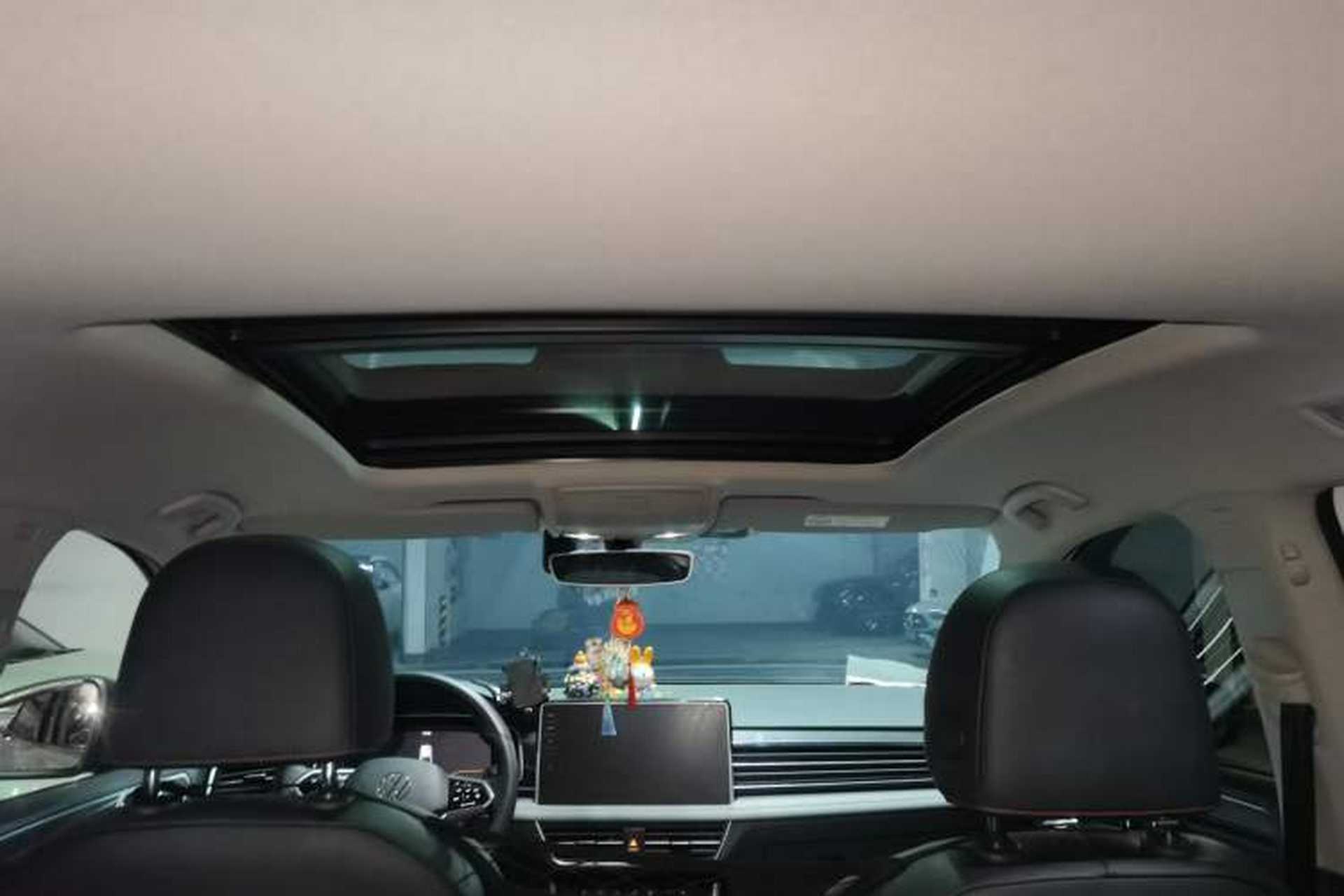 Used Volkswagen Tiguan X 2022 330TSI Two-Wheel-Drive Flagship Edition Headliner