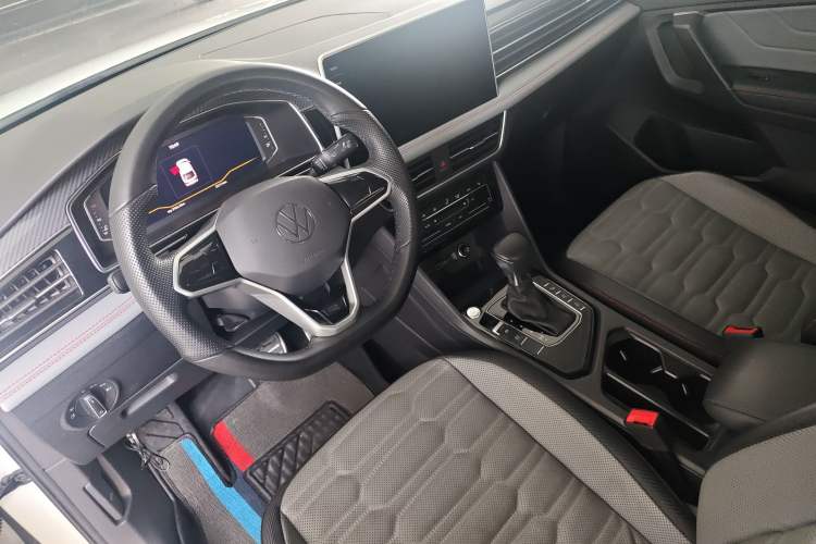 Used Volkswagen Tiguan X 2022 330TSI Two-Wheel-Drive Flagship Edition Interior 2