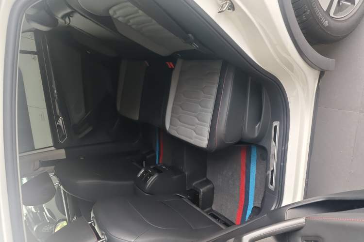 Used Volkswagen Tiguan X 2022 330TSI Two-Wheel-Drive Flagship Edition Interior 3