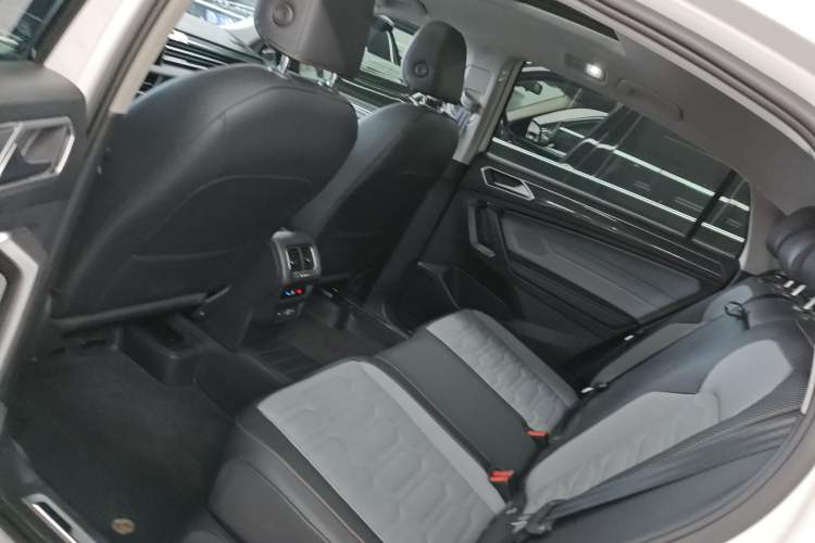 Used Volkswagen Tiguan X 2022 330TSI Two-Wheel-Drive Flagship Edition Interior 4