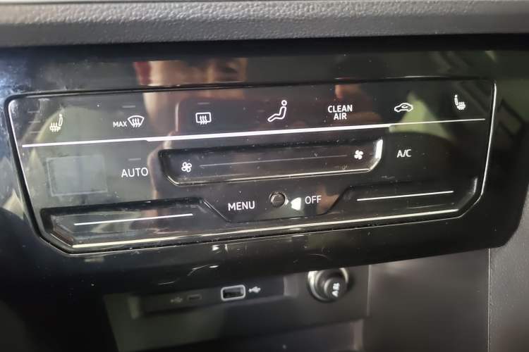 Used Volkswagen Tiguan X 2022 330TSI Two-Wheel-Drive Flagship Edition Interior 5