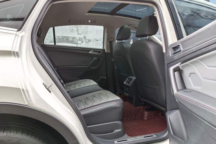 Used Volkswagen Tiguan X 2022 330TSI Two-Wheel-Drive Flagship Edition Interior 6