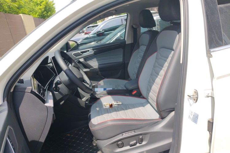 Used Volkswagen Tiguan X 2022 330TSI Two-Wheel-Drive Prestige Flagship Edition Left Front Seat