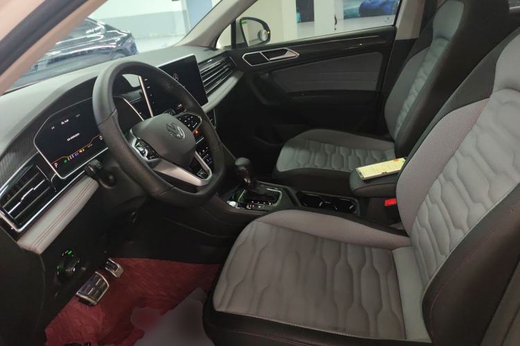 Used Volkswagen Tiguan X 2022 330TSI Two-Wheel Drive Enjoyment Version Left Front Seat