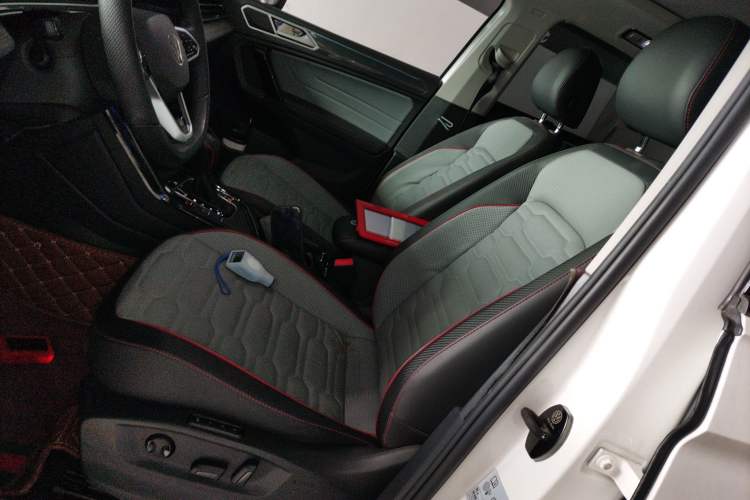 Used Volkswagen Tiguan X 2022 330TSI Two-Wheel-Drive Prestige Flagship Edition Left Front Seat